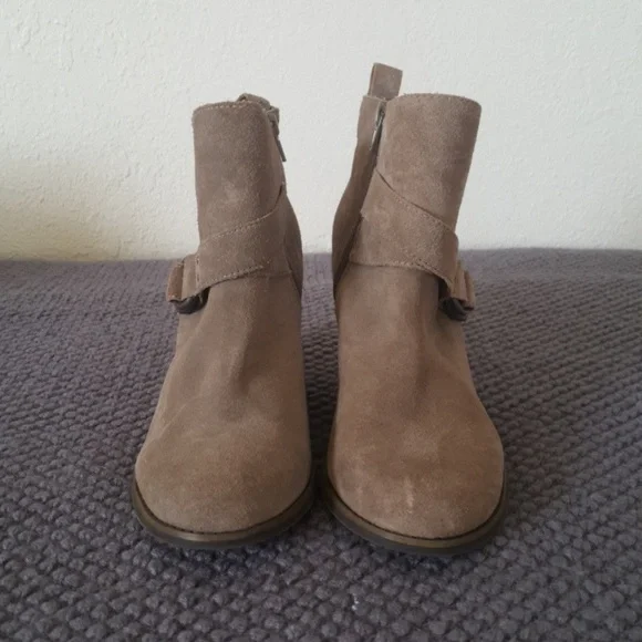 Lucky Brand Tan Ankle Boots - Picture 2 of 7